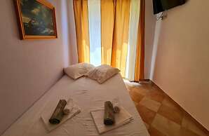 Apartments Tiho