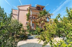 Apartment Goge