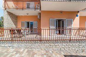 Apartment Goge