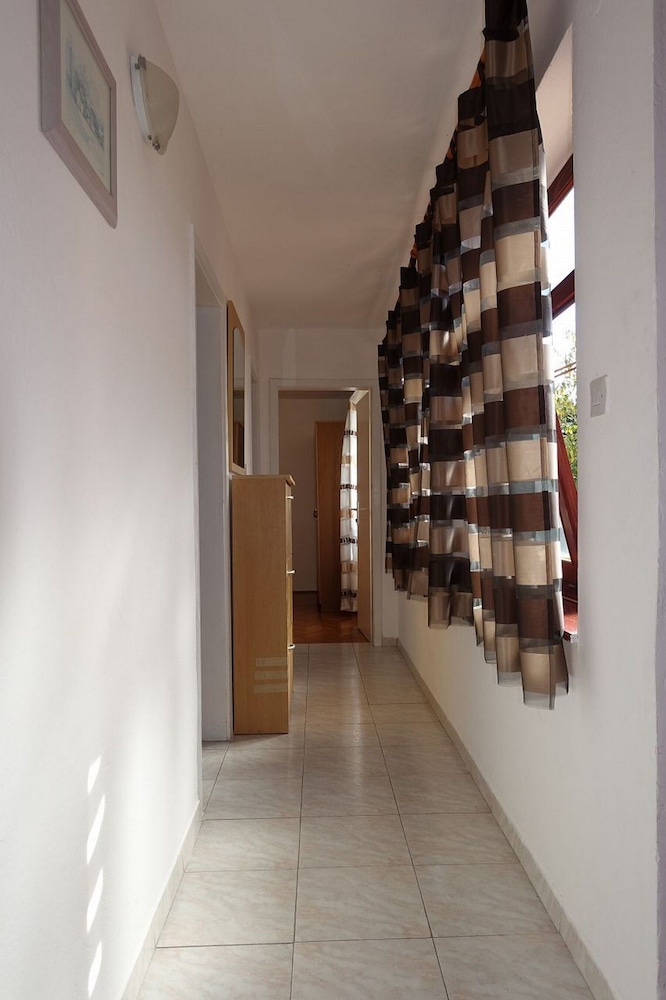 Apartment Jakov