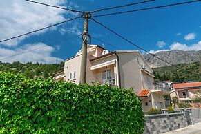 Apartments Mir
