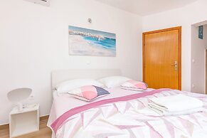 Apartments Mir