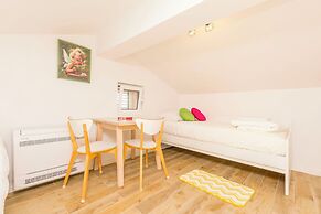 Apartments Mir