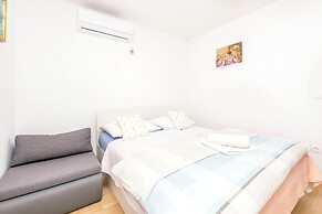 Apartments Mir