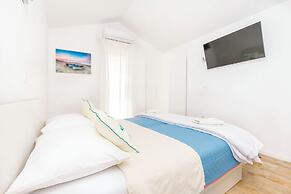 Apartments Mir