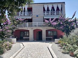 Apartment Ljube