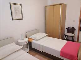 Apartment Ljube