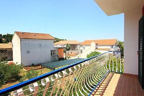 Apartment Ljube
