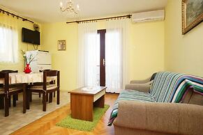 Apartment Ljube
