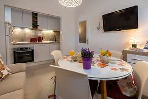 Apartment Ljubav