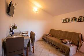 Apartments Den