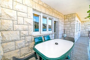 Apartments Mar