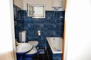 Apartments Zdravko