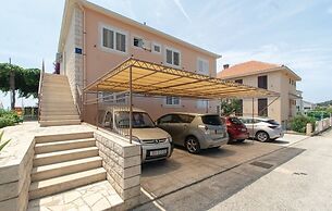 Apartments Zdravko