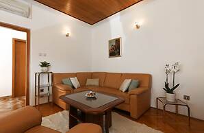 Apartment Josip