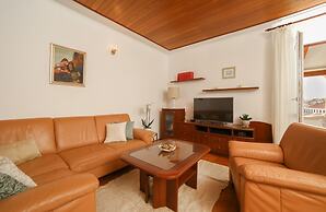 Apartment Josip
