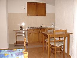 Apartments Mara