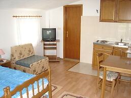 Apartments Mara