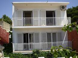 Apartment Ljilja