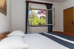Apartments Dijana