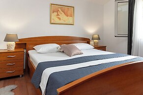 Apartments Dijana