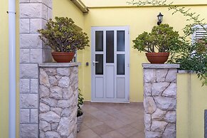 Apartments Dijana