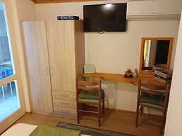 Apartments Ivo