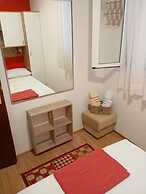 Apartments Ivo