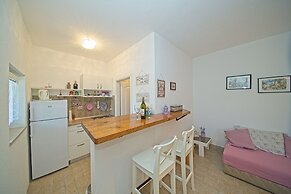 Apartment Sidro