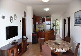 Apartments Ema
