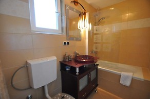 House Bernardica