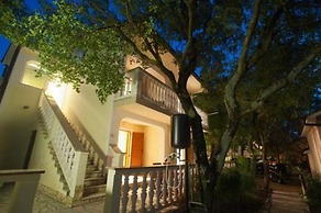 Apartments Luka