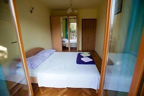 Apartments Luka