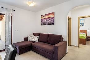 Apartment Uga