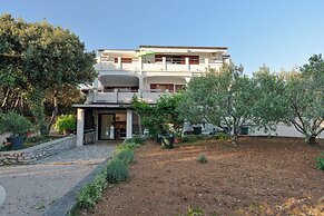 Apartment Uga