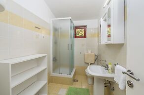 Apartment Uga