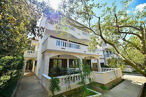 Apartments Zlatko
