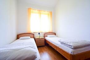 Apartments Zlatko