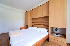 Apartments Zlatko