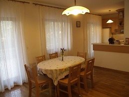 Apartments Zlatko