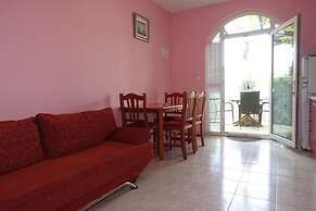 Apartments Ivo