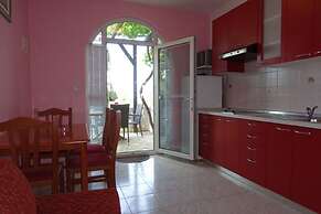 Apartments Ivo