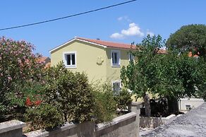 Apartment Zana