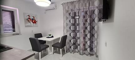 Apartments Dari