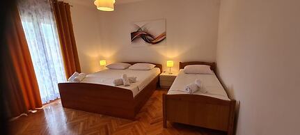 Apartments Dari