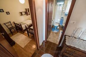 Apartments Ela