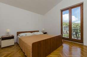 Apartments Mil