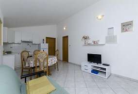 Apartments Mil