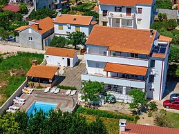 Apartments Mlado