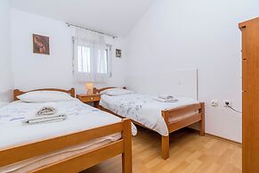 Apartment Ivica
